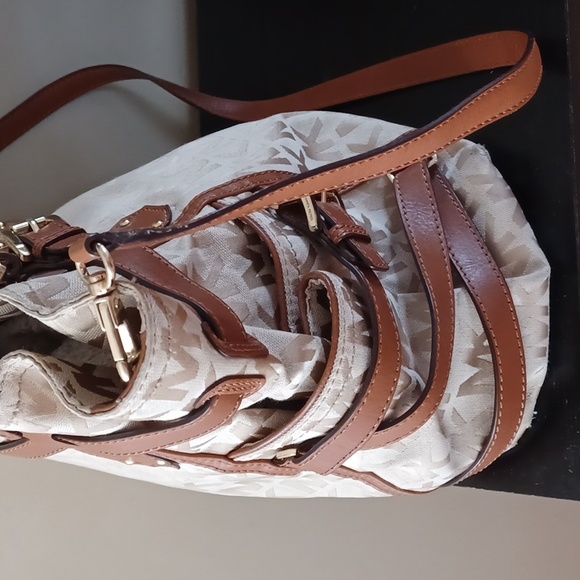 Michael Kors bag - Picture 4 of 14